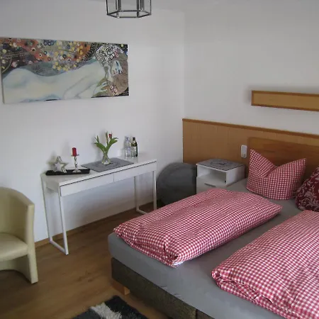 Penzion Gaestehaus Muenchen 3*